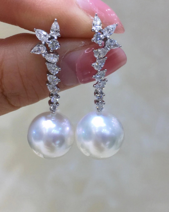 AAAA+, VENUS, White South Sea Pearls and Diamond Earrings 