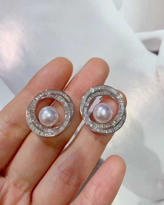 Eternity Diamond Circle and Japanese Akoya Pearls 