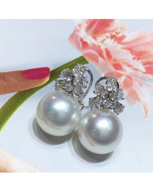 AAAA+, VENUS, Australia White South Sea Pearls and Diamond Earrings